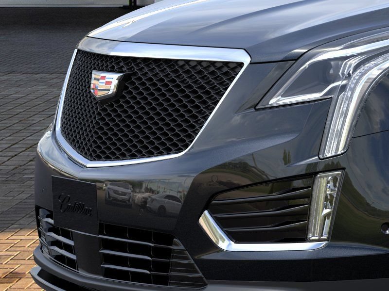 New 2026 Cadillac XT5 Sportv w/ LPO, Floor Liner Package AWD/4WD image 13