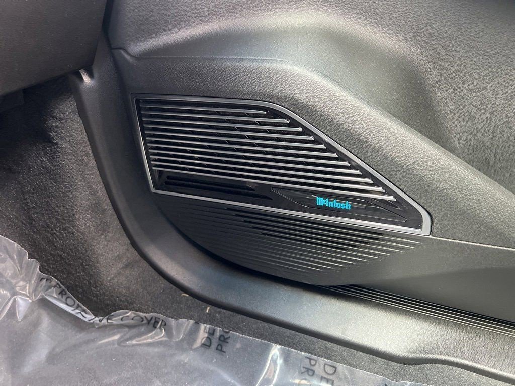 New 2025 Jeep Wagoneer S Launch Edition image 28