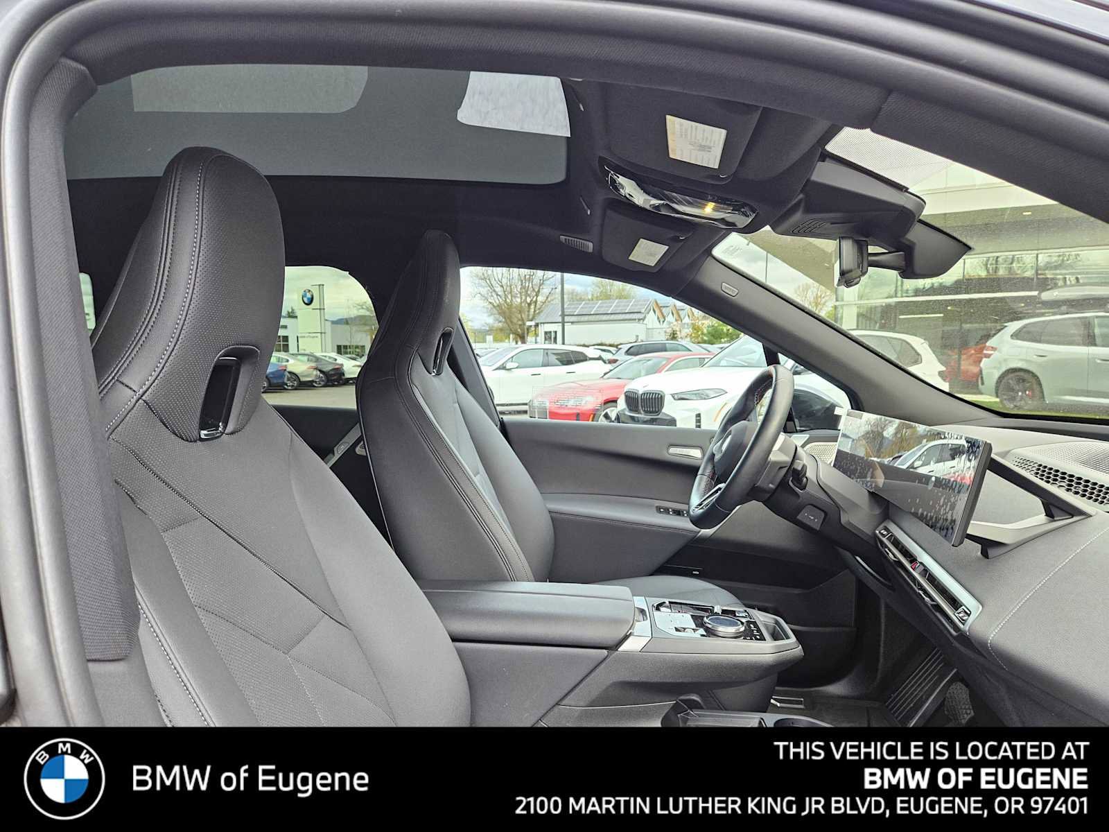 Used 2025 BMW iX M60 image 11