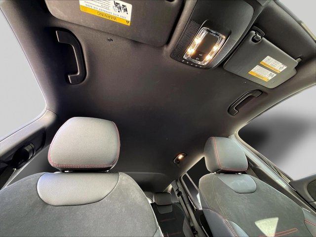 Used 2023 Mercedes-Benz EQB 300 4MATIC image 16