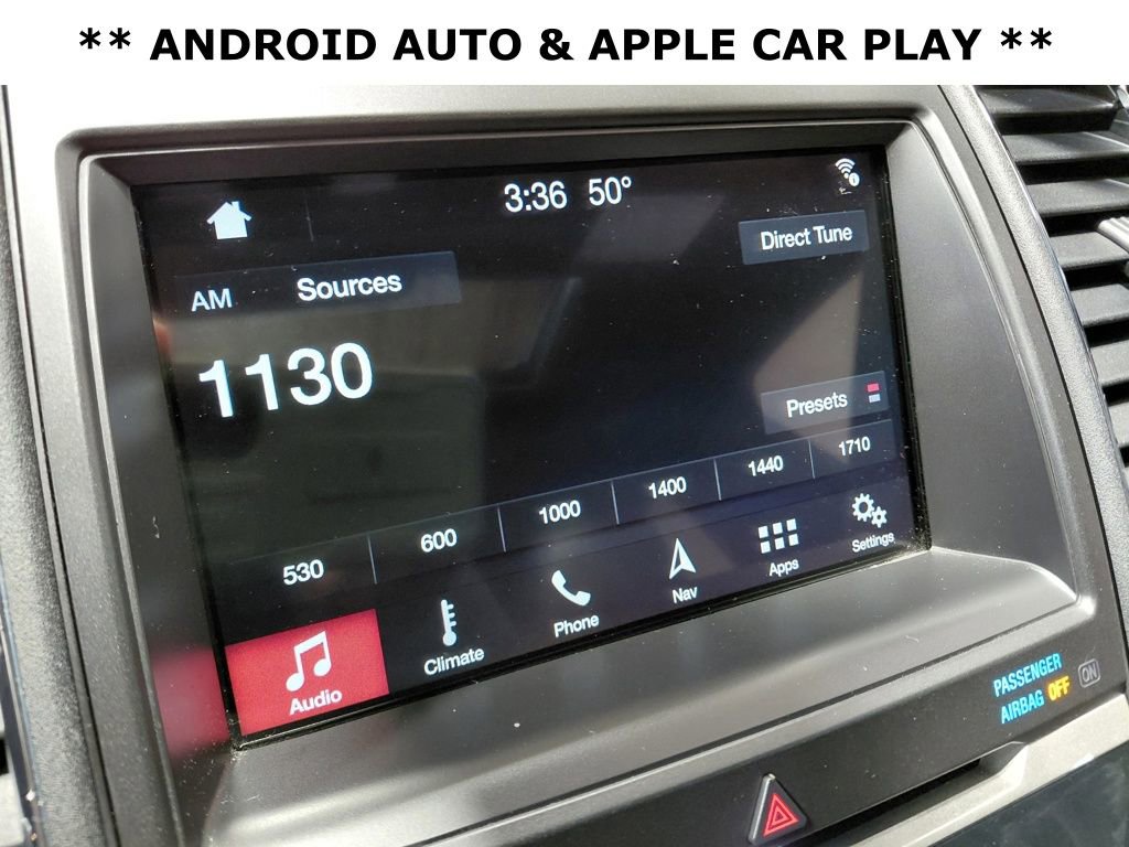 Used 2018 Ford Taurus SHO image 16