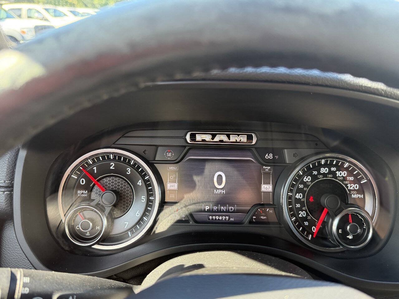 Used 2019 RAM 1500 Laramie w/ Sport Appearance Package AWD/4WD image 9