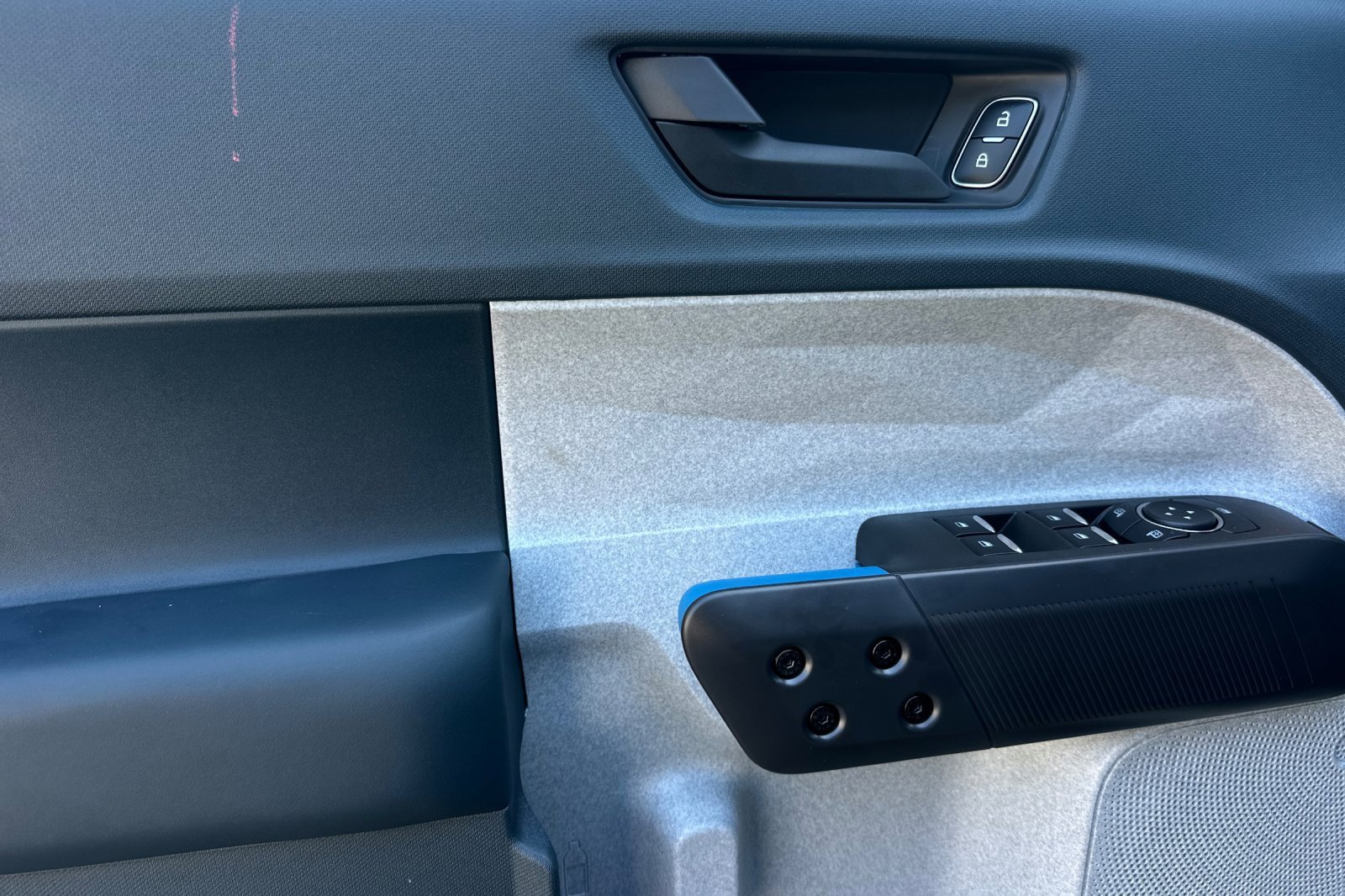 New 2025 Ford Maverick XLT w/ XLT Luxury Package image 10