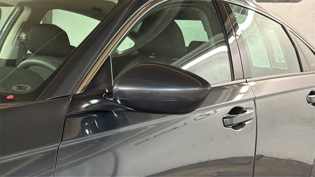 Used 2024 Honda Accord EX image 5