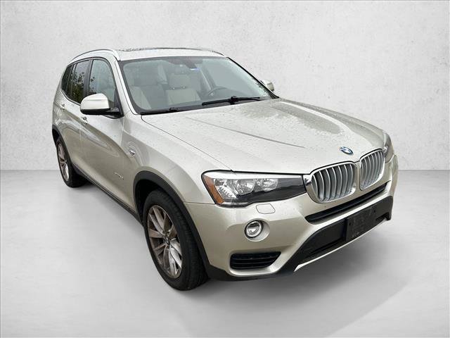 Used 2015 BMW X3 xDrive28i AWD/4WD image 3