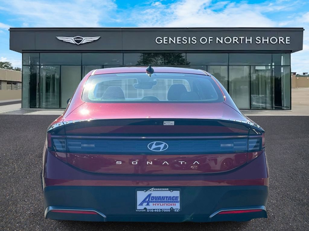 Certified 2025 Hyundai Sonata SE image 6