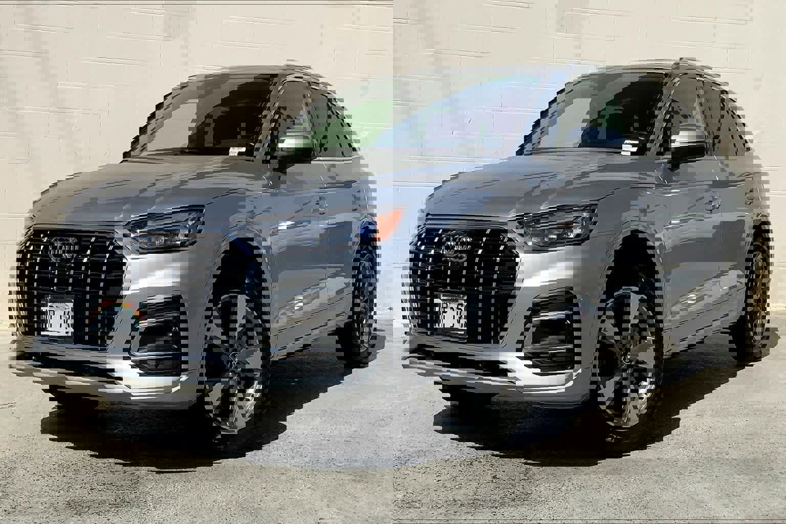 Used 2022 Audi Q5 2.0T Premium Plus w/ Premium Plus Package