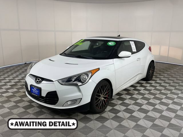 Used 2014 Hyundai Veloster w/ Technology Package 03 FWD image 1