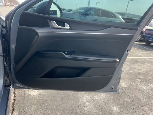 Used 2021 Kia K5 LX image 28