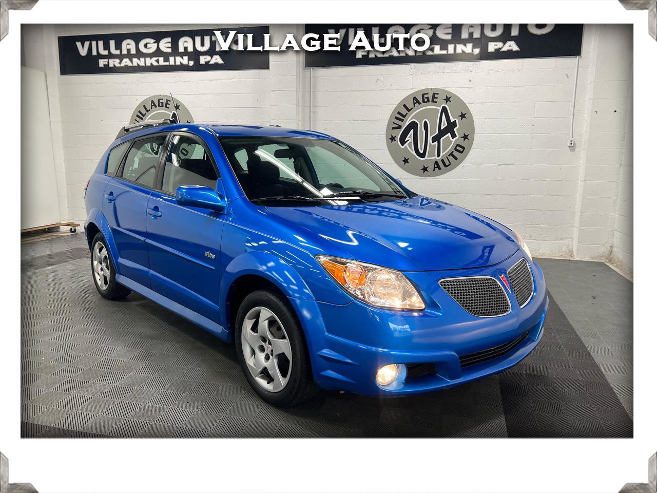 Used 2008 Pontiac Vibe w/ Premium Monotone Package