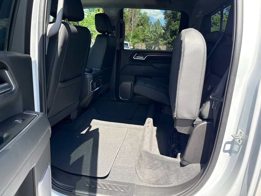 Used 2025 GMC Sierra 3500 Denali w/ Denali Reserve Package AWD/4WD image 56