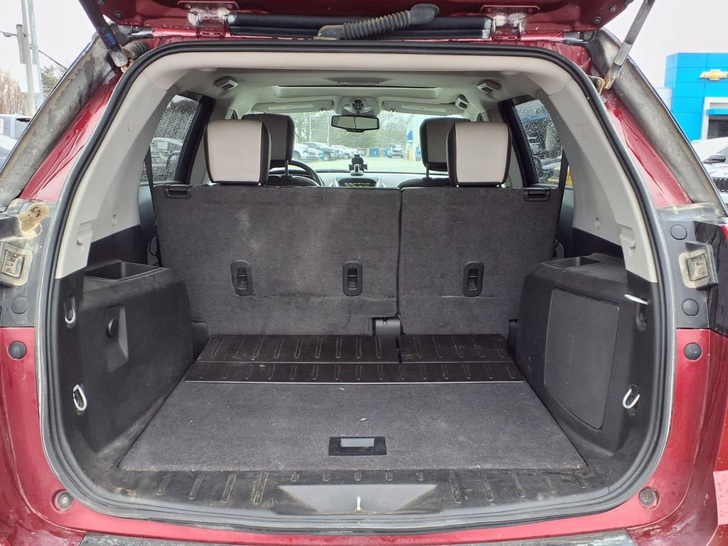 Used 2012 GMC Terrain SLT w/ Chrome and Technology Package FWD image 8