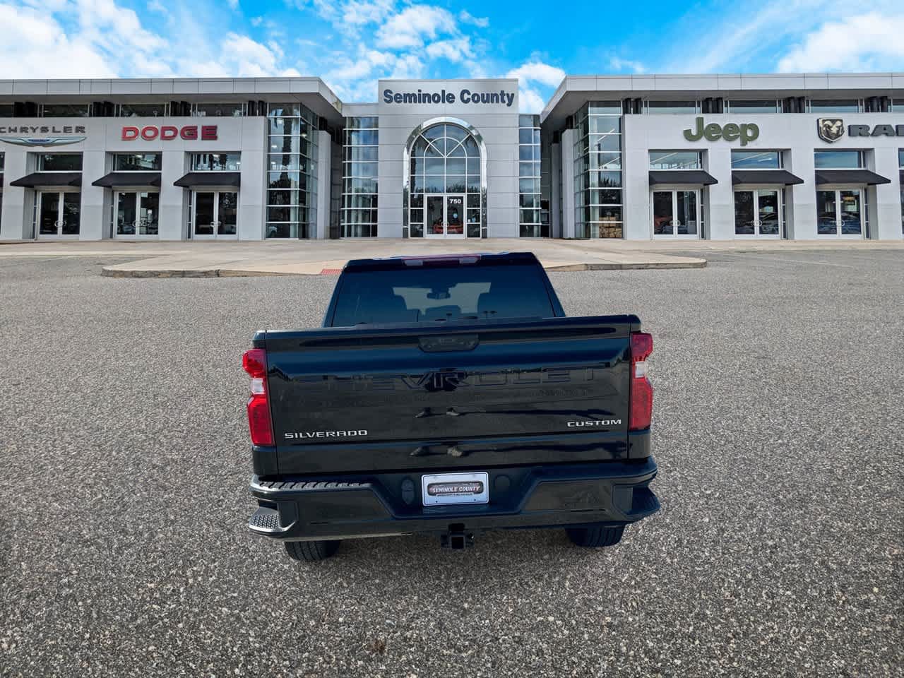 Used 2024 Chevrolet Silverado 1500 Custom RWD image 7