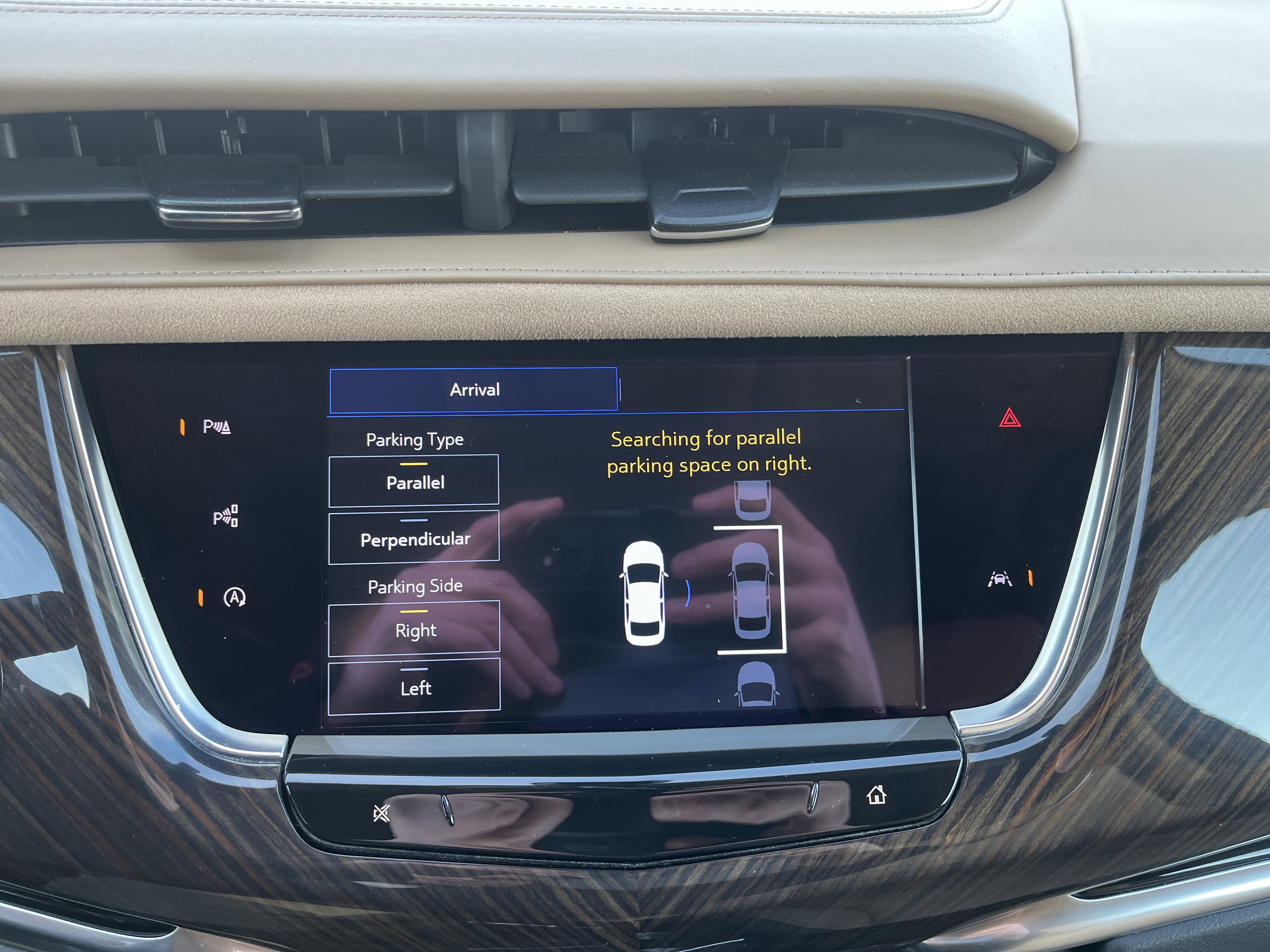 Used 2024 Cadillac XT6 Premium Luxury w/ Platinum Package image 35