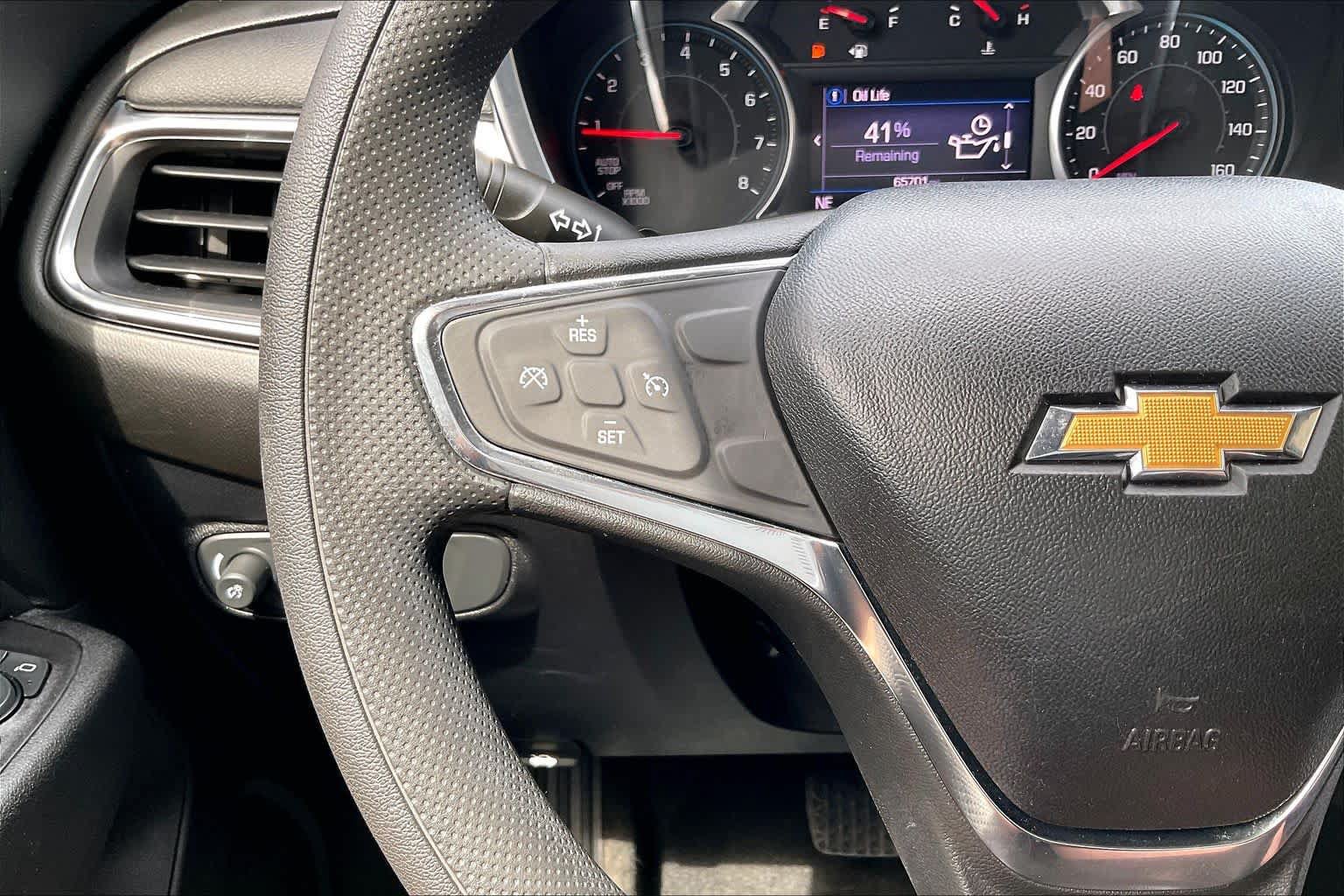 Used 2019 Chevrolet Equinox LT FWD image 18