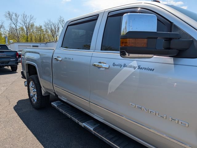 Used 2019 GMC Sierra 2500 Denali w/ Duramax Plus Package AWD/4WD image 8