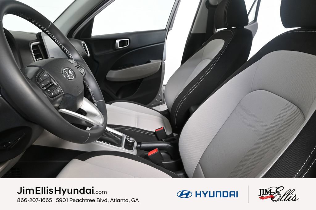 Certified 2023 Hyundai Venue SEL image 6
