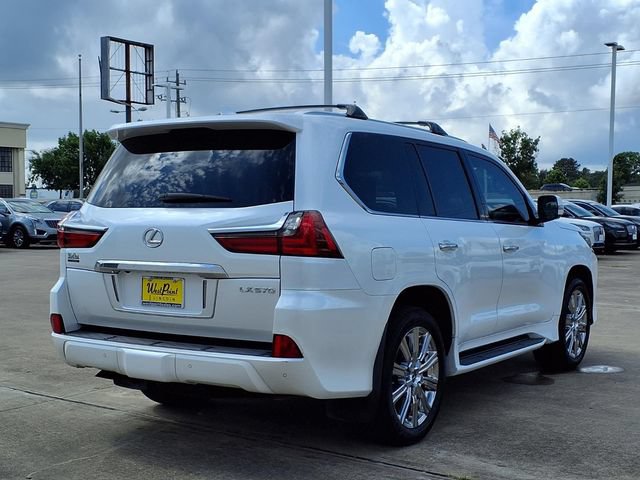 Used 2018 Lexus LX 570 4WD w/ Luxury Package image 2