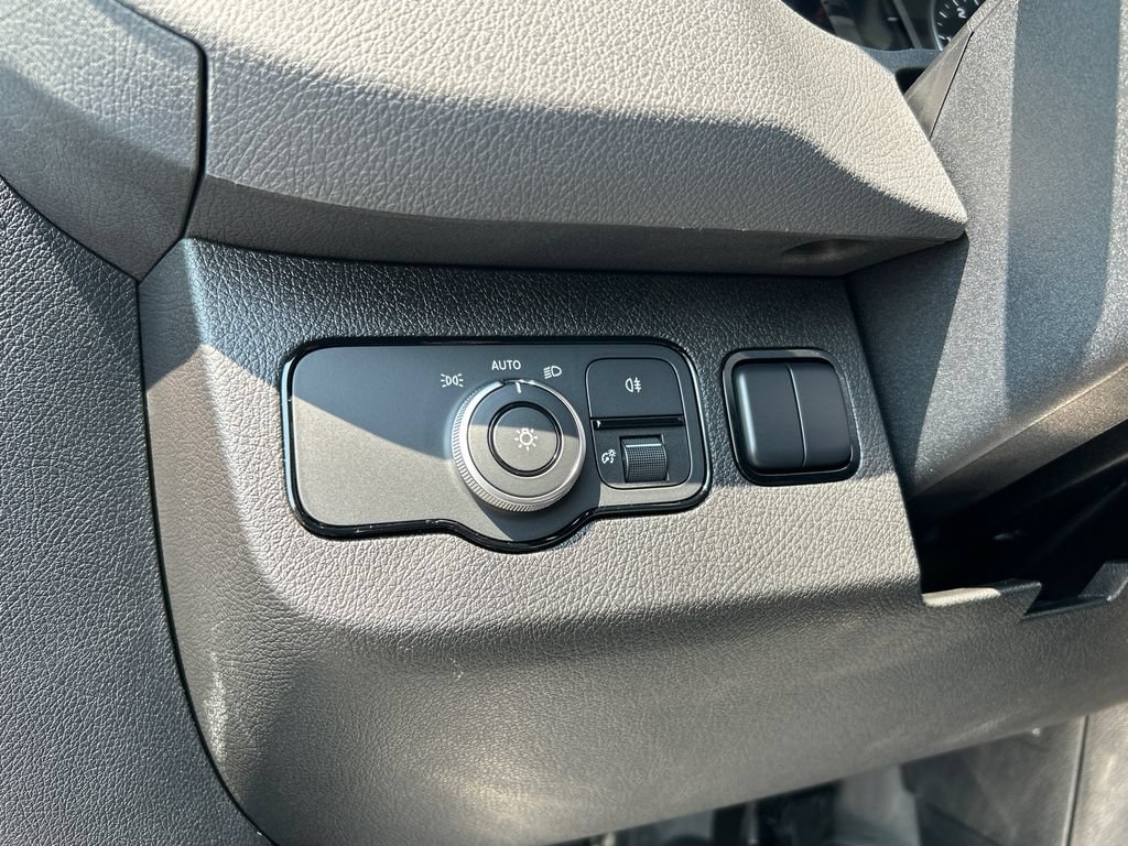New 2026 Mercedes-Benz Sprinter 2500 image 13