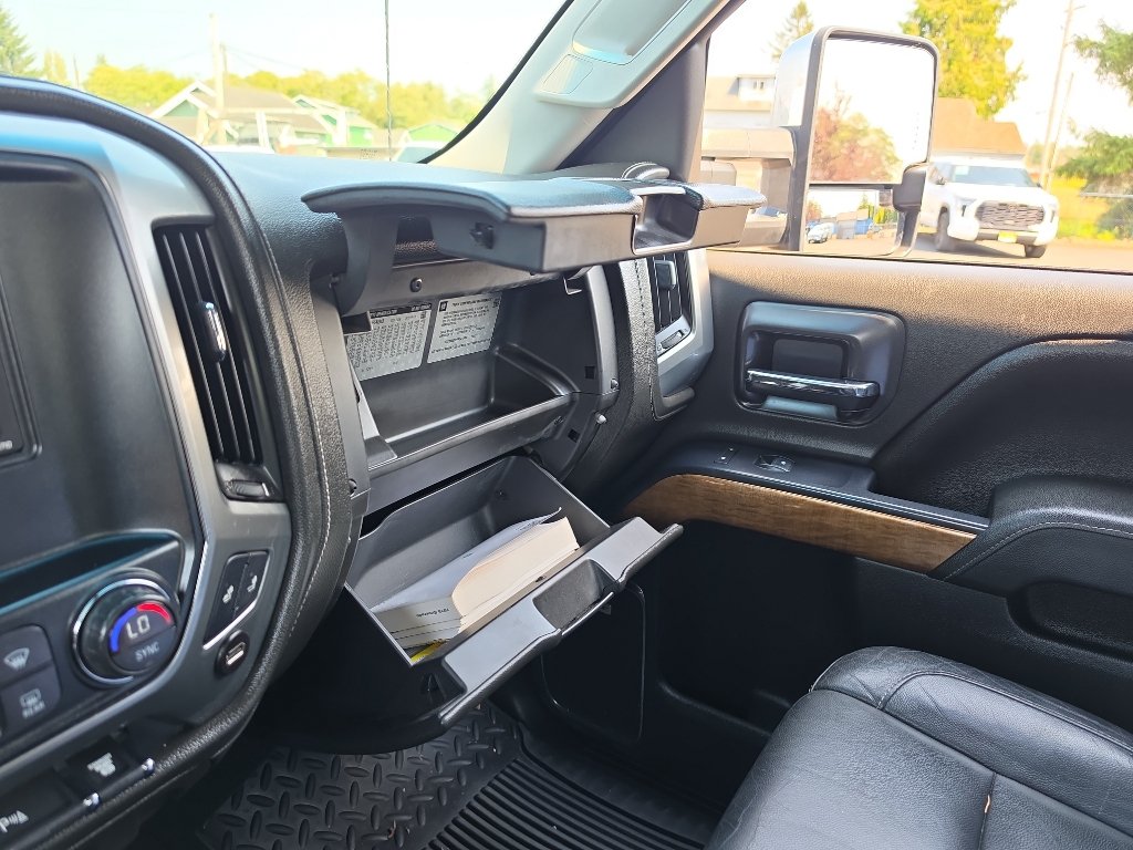 Used 2015 Chevrolet Silverado 3500 LTZ w/ Duramax Plus Package AWD/4WD image 27