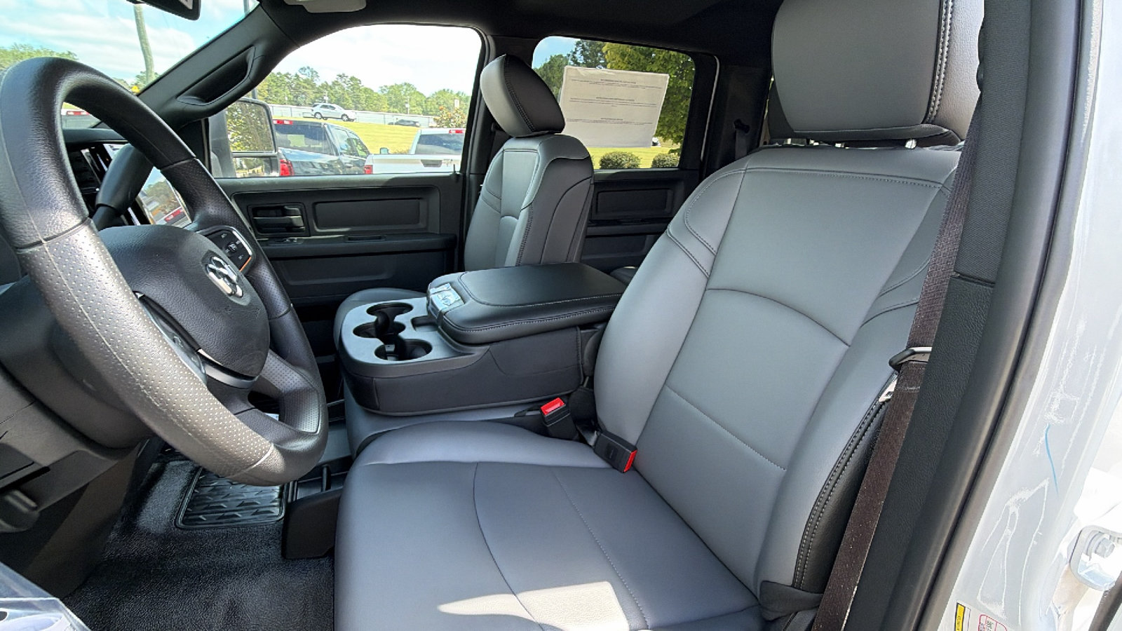 New 2026 RAM 5500 Tradesman w/ Chrome Appearance Group AWD/4WD image 17