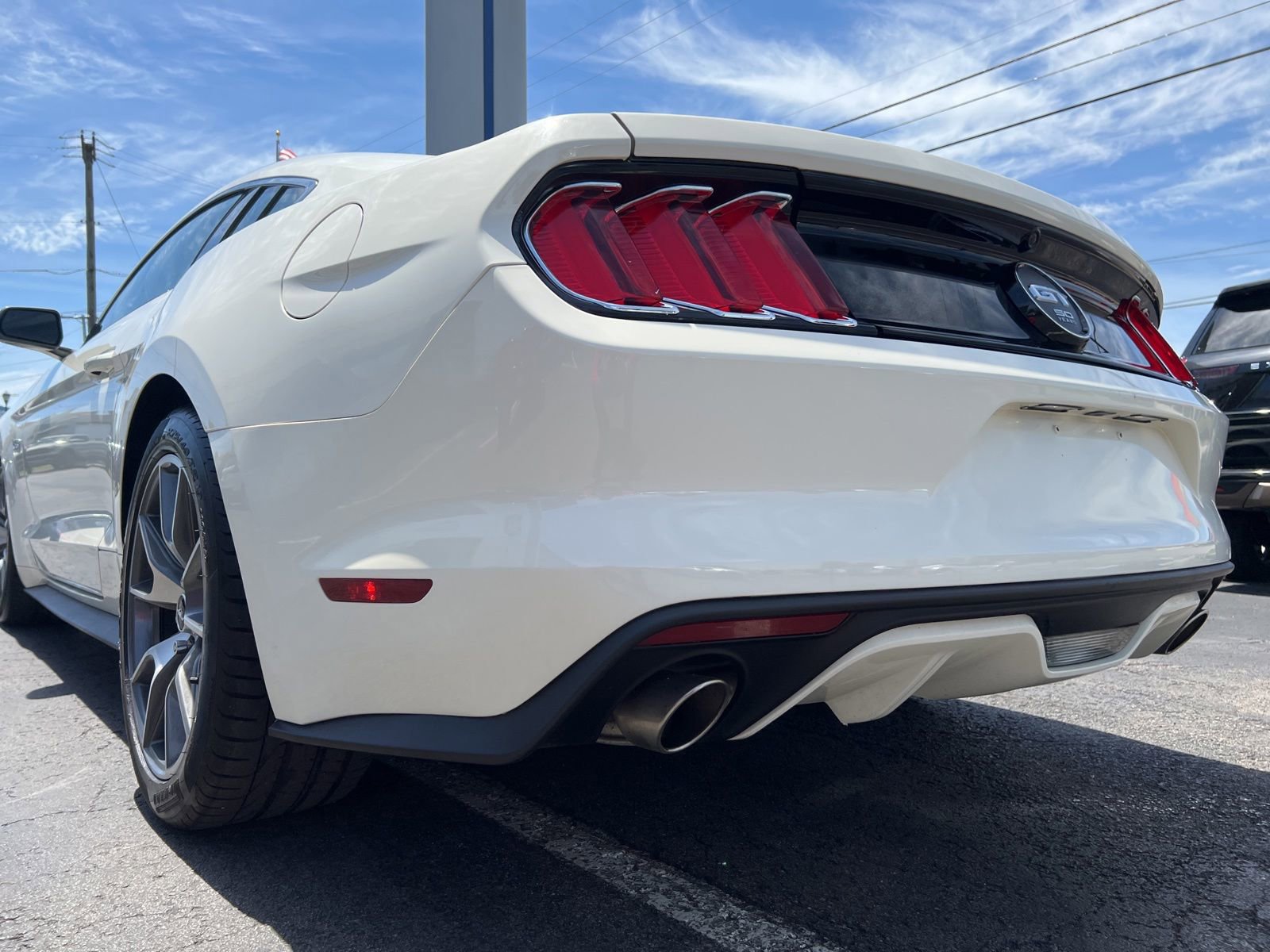 Used 2015 Ford Mustang 50 Years RWD image 11
