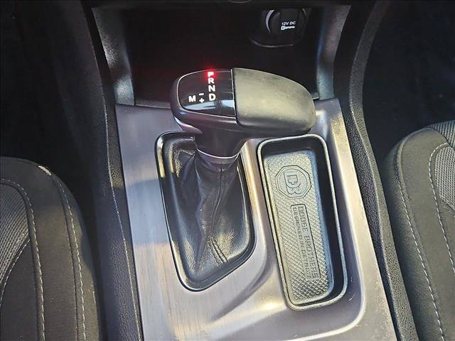 Used 2016 Dodge Charger SXT w/ Blacktop Package RWD image 12