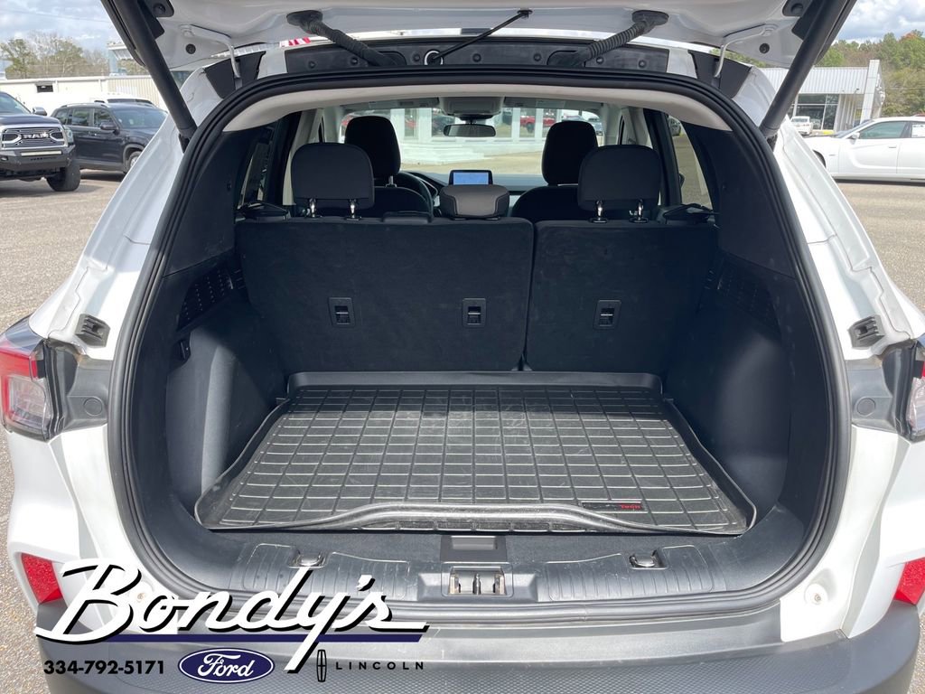 Used 2021 Ford Escape SE w/ Convenience Package image 14