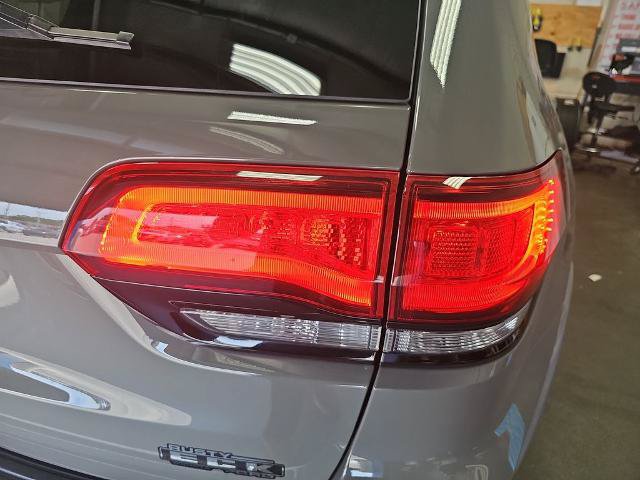 Used 2021 Jeep Grand Cherokee Laredo X AWD/4WD image 34