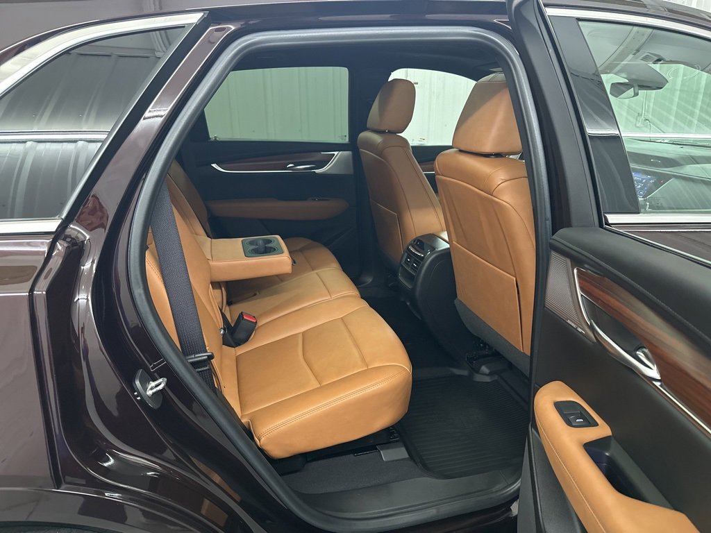 Used 2021 Cadillac XT5 Premium Luxury image 36