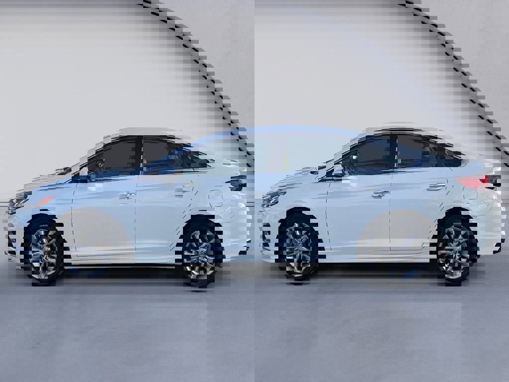 Used 2019 Hyundai Sonata SEL w/ Tech Package 02 image 2