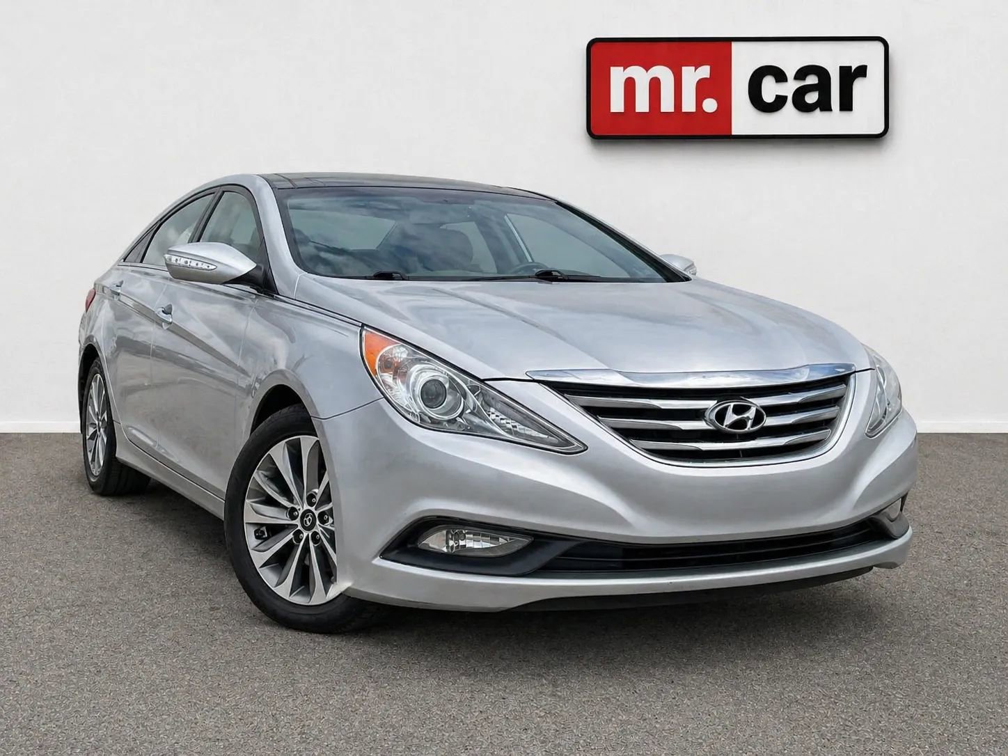 Used 2014 Hyundai Sonata Limited w/ Technology Package 05 FWD image 1