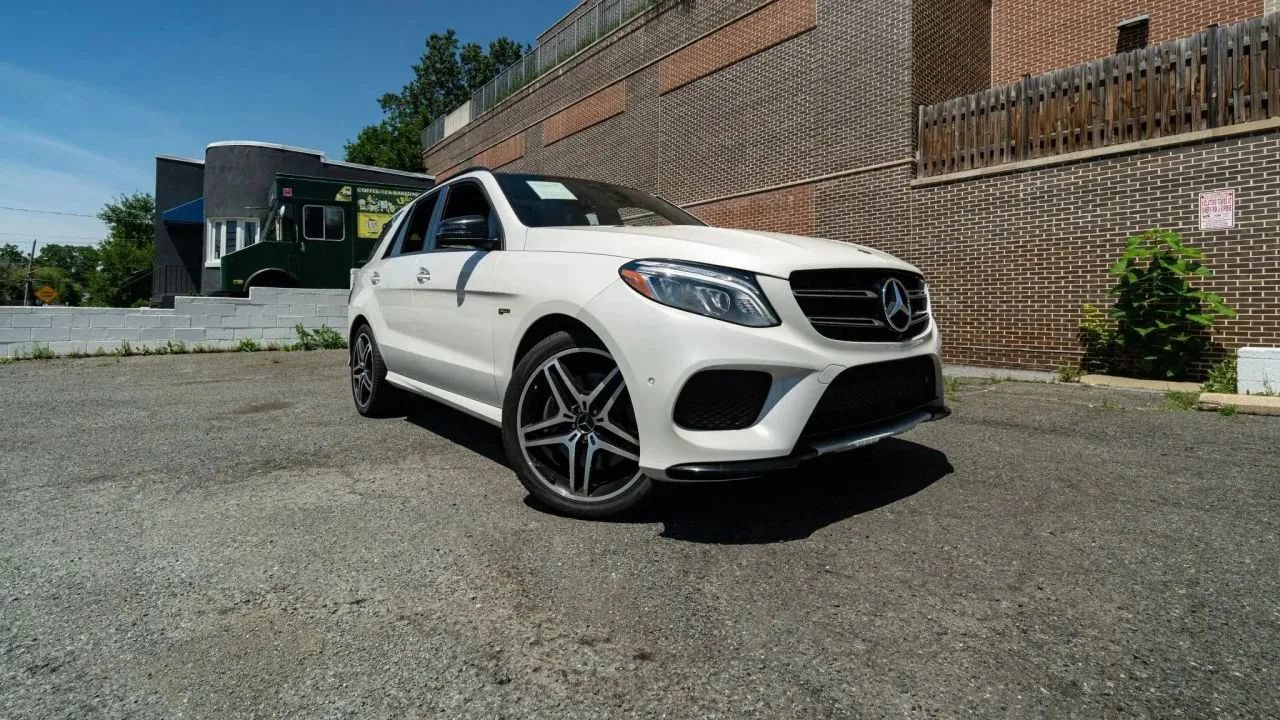 Used 2017 Mercedes-Benz GLE 43 AMG 4MATIC w/ Premium 2 Package image 1