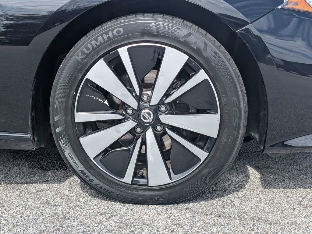 Used 2019 Nissan Altima 2.5 SL FWD image 10