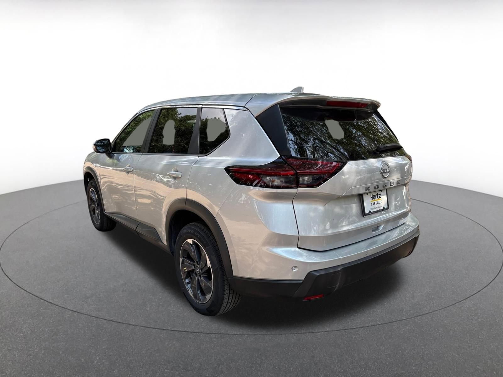 Used 2025 Nissan Rogue SV FWD image 5