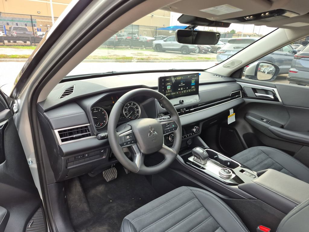 New 2026 Mitsubishi Outlander SE image 49