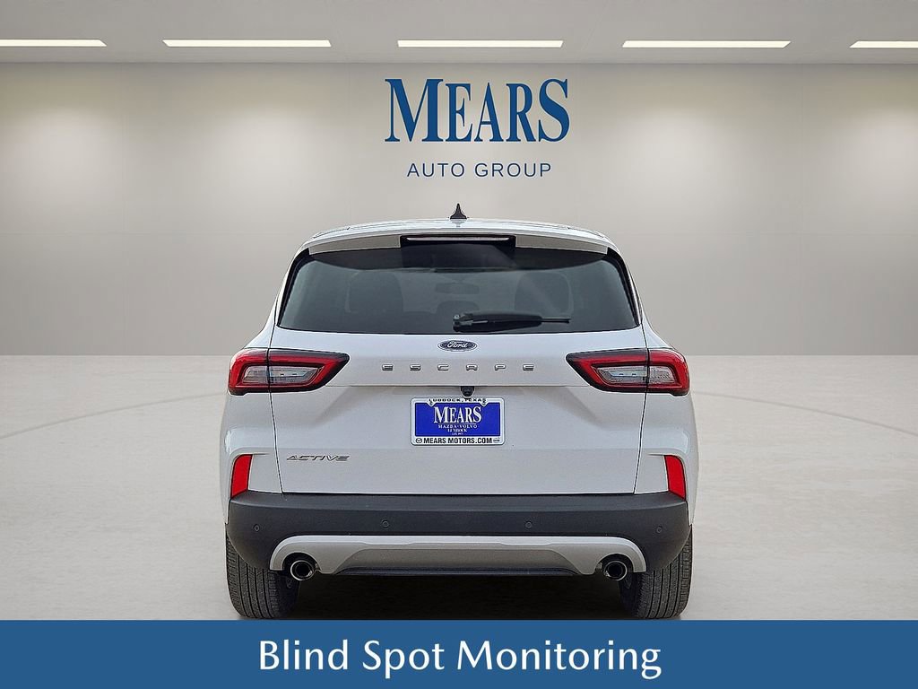 Used 2024 Ford Escape Active w/ Cold Weather Package image 5