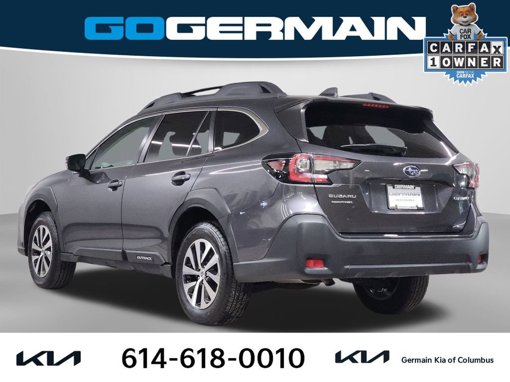 Used 2023 Subaru Outback Premium image 10