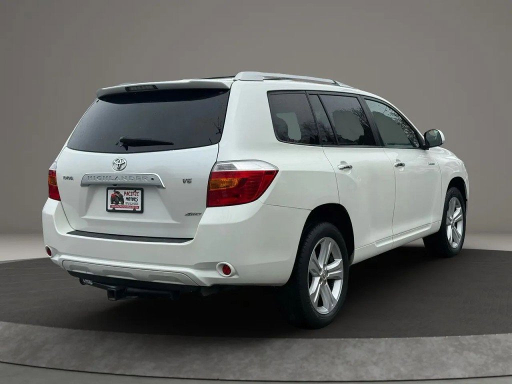 Used 2009 Toyota Highlander Limited AWD/4WD image 11