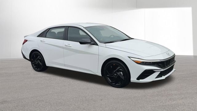 New 2026 Hyundai Elantra Sport image 2