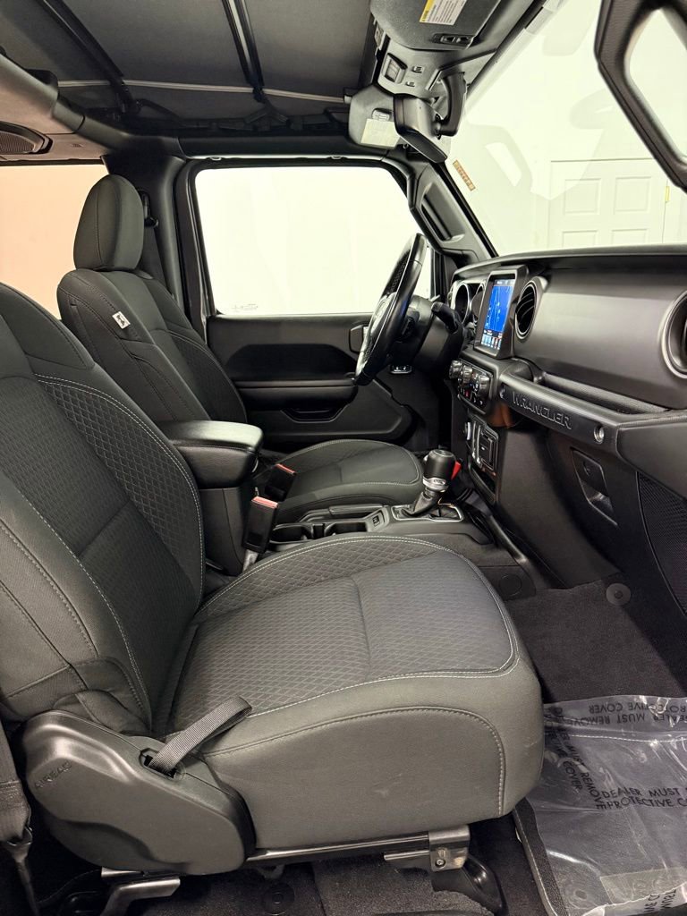 Used 2021 Jeep Wrangler Sport image 14