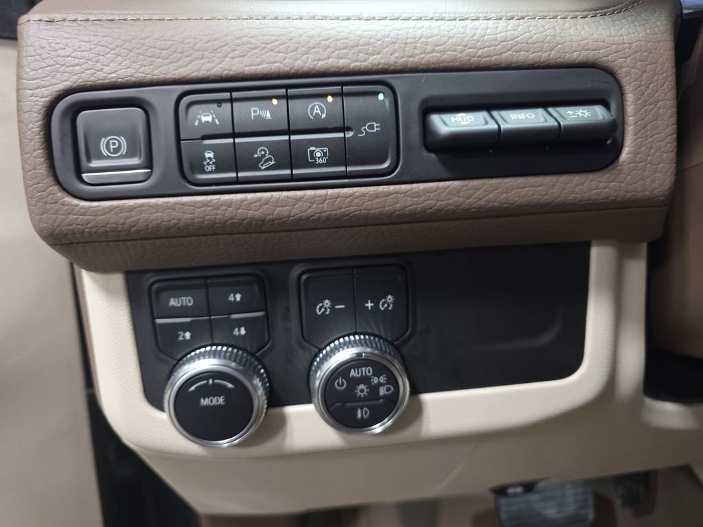 Used 2022 GMC Yukon Denali image 39