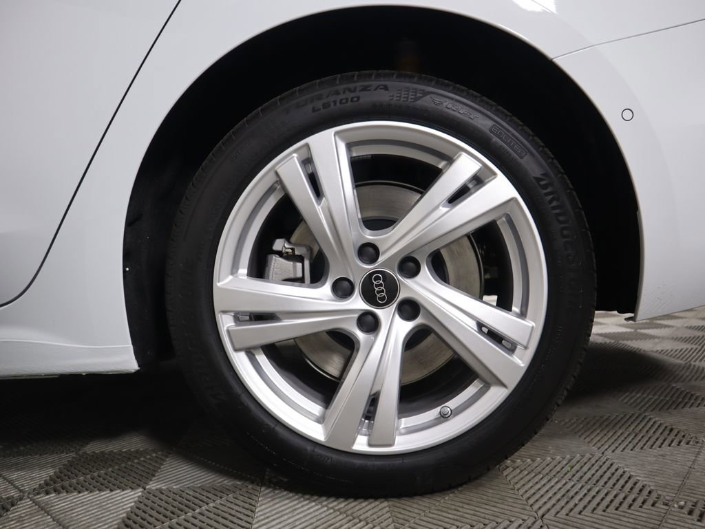 Used 2025 Audi A5 2.0T Premium Plus Sedan w/ Premium Plus image 33