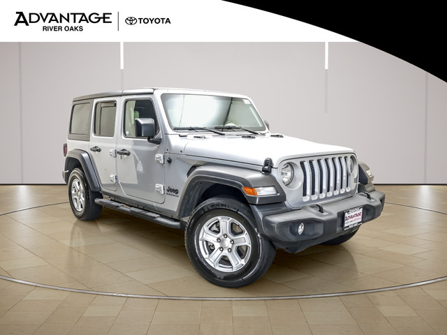 Used 2023 Jeep Wrangler Unlimited Sport AWD/4WD image 2