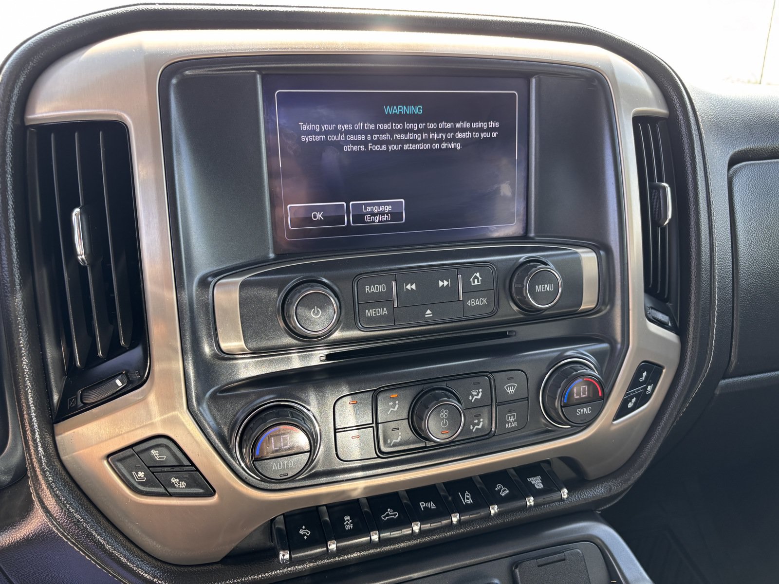 Used 2018 GMC Sierra 3500 Denali w/ Duramax Plus Package AWD/4WD image 14