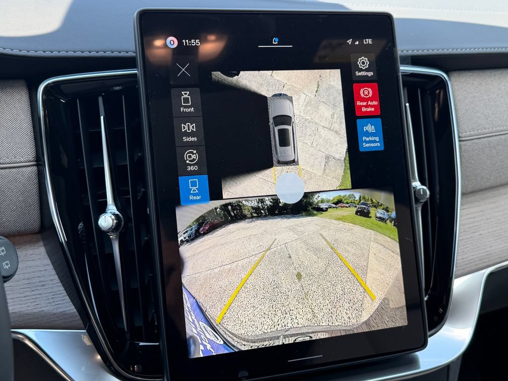 New 2026 Volvo XC90 T8 Plus AWD/4WD image 23