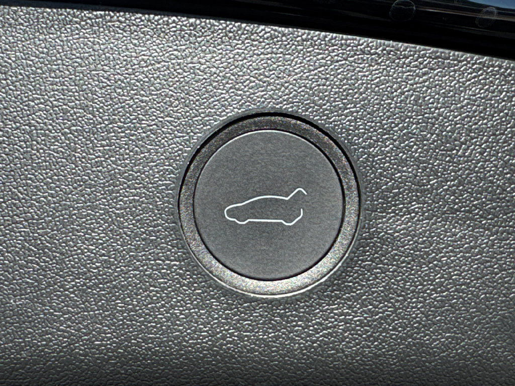 Used 2023 Tesla Model 3 Performance AWD/4WD image 22