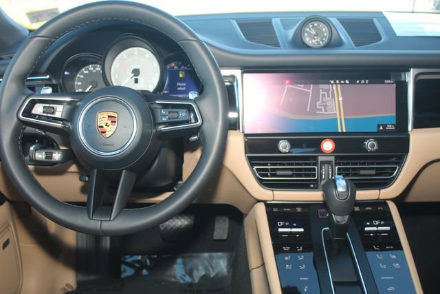 New 2026 Porsche Macan S image 6