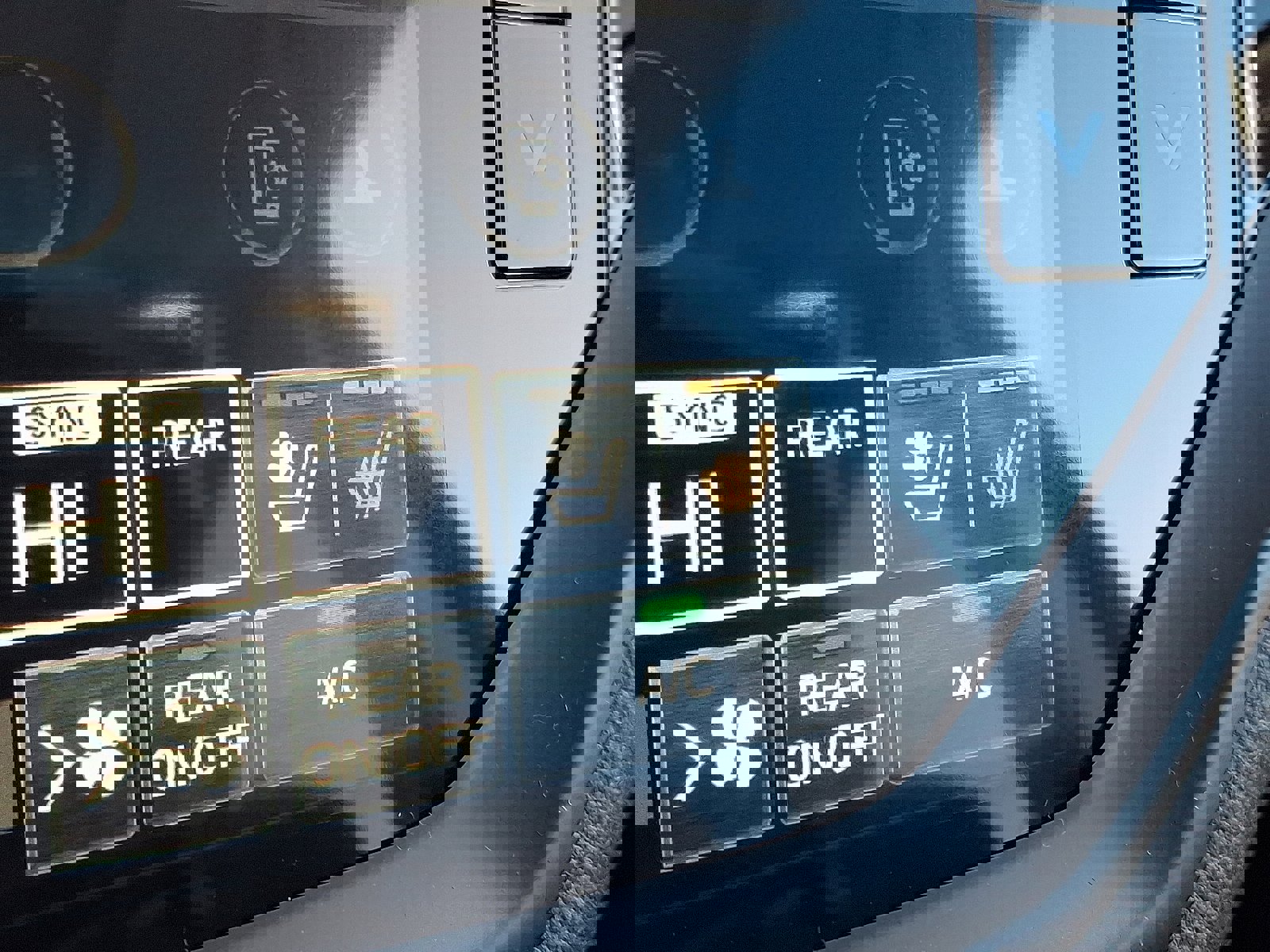 New 2026 Subaru Ascent Bronze Edition image 17