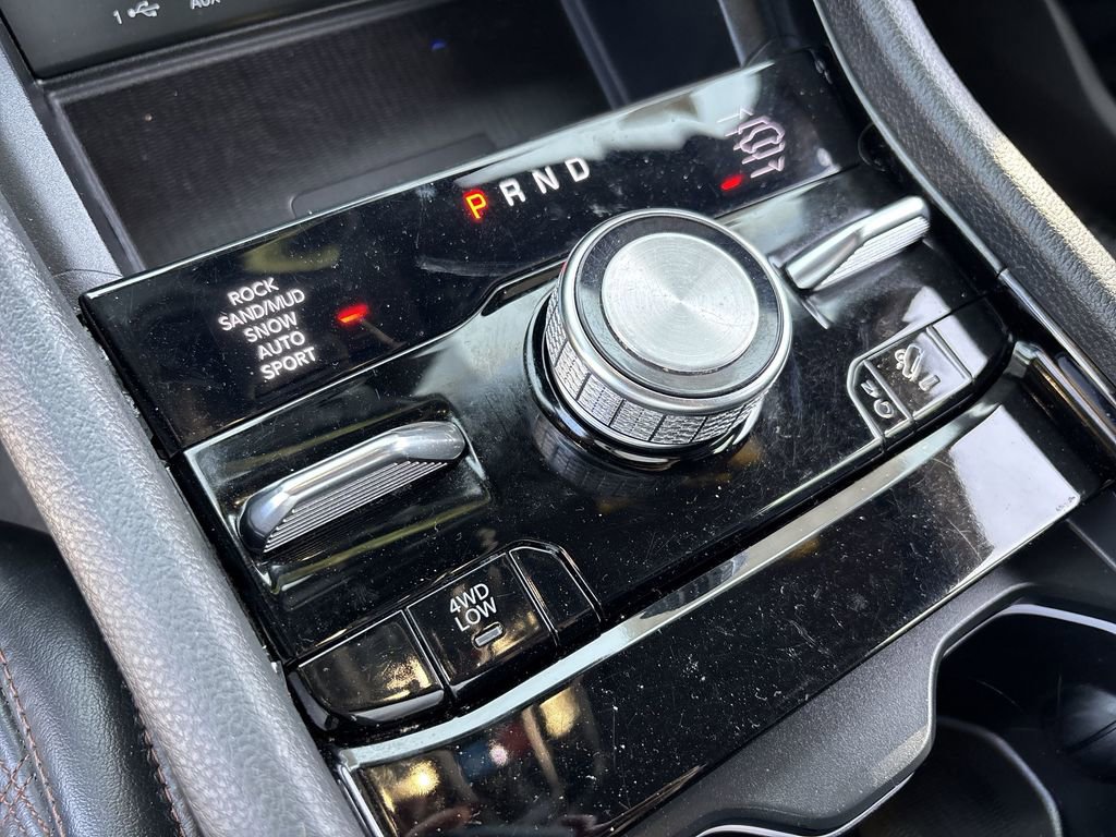 Used 2022 Jeep Grand Cherokee Summit w/ Advanced Protech Group IV image 16